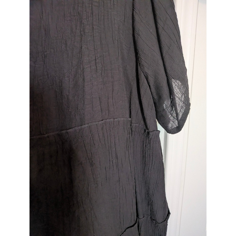Plus Size Black Crinkle Tiered Babydoll Top V-Neck Short Sleeve Blouse 4XL - Picture 2 of 5